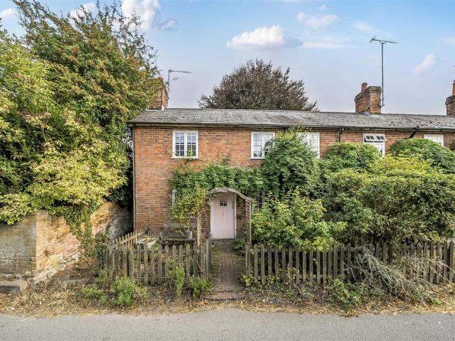 House for sale in Urchfont, Wiltshire