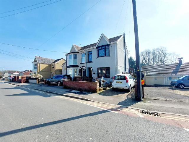House for sale in Gorseinon, Wales