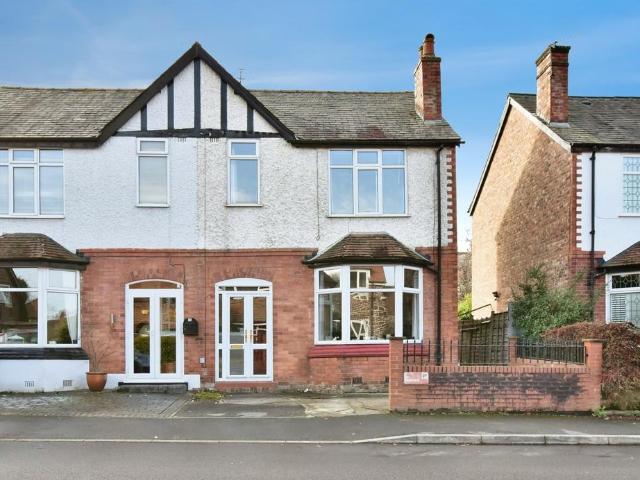 House for sale in Trafford Park, Greater Manchester