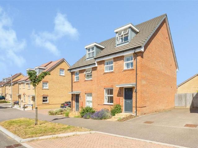 House for sale in Clipstone, Eggington