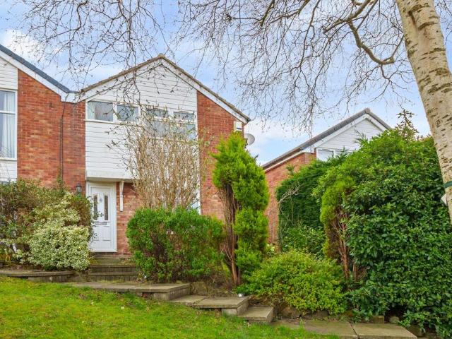 House for sale in Cookridge, Cookridge