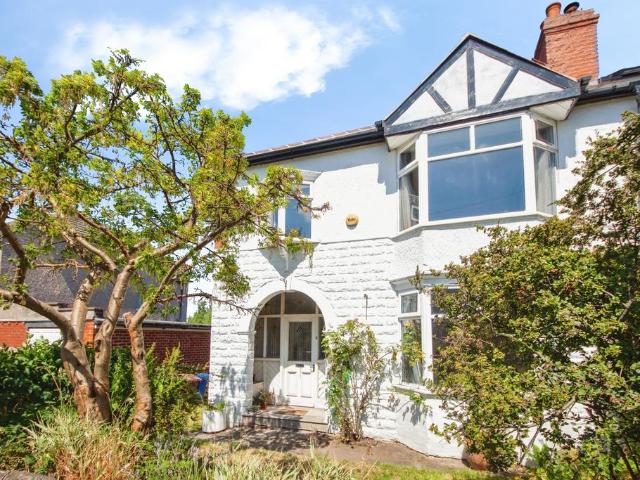 House for sale in Norton Lees, South Yorkshire