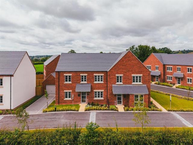 House for sale in Brackenfield, East Midlands