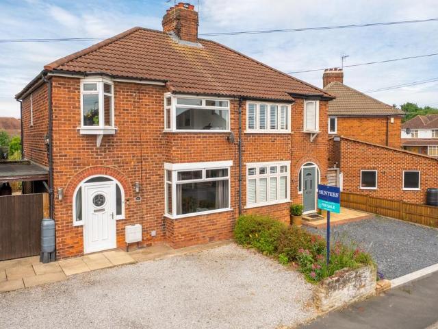 House for sale in Fishers Green, North Yorkshire