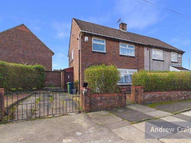 House for sale in Hylton Castle Estate, Tyne And Wear