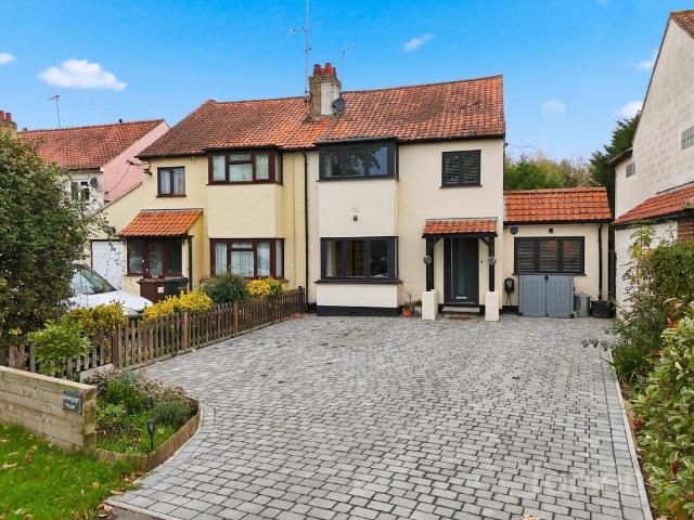 House for sale in Ingatestone and Fryerning, Navestock Side