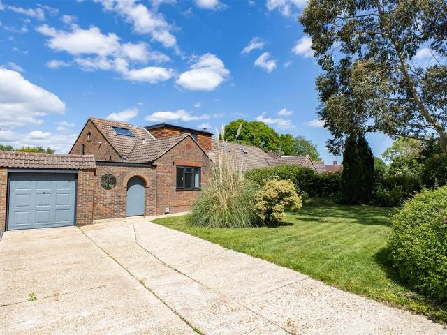House for sale in World's End, Perryfields