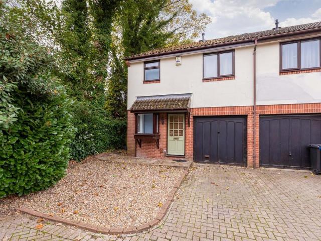 House for sale in Furze Platt, Maidenhead