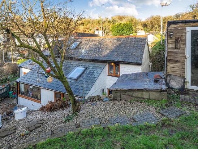 House for sale in Strode, Devon