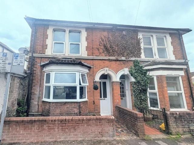 House for sale in Eastleigh, Helford