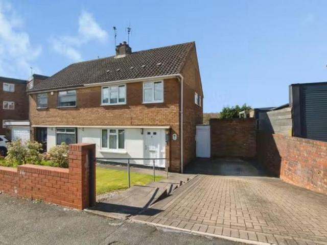 House for sale in Woodcross, West Midlands