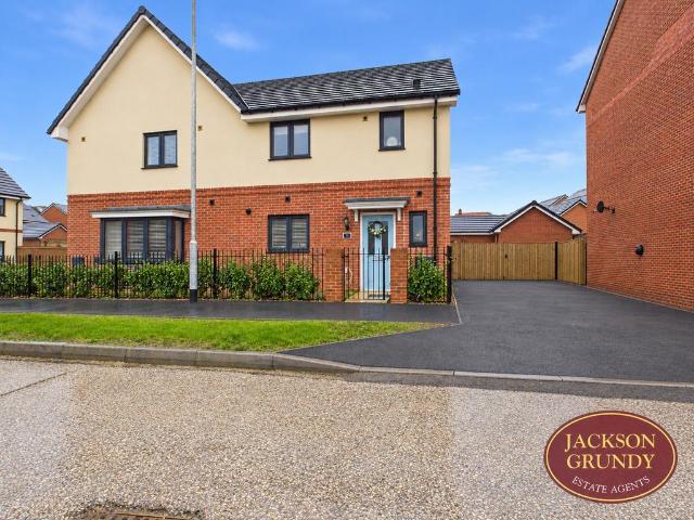 House for sale in Daventry, West Northamptonshire
