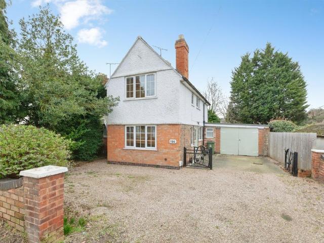 House for sale in Whetstone, Pinfold