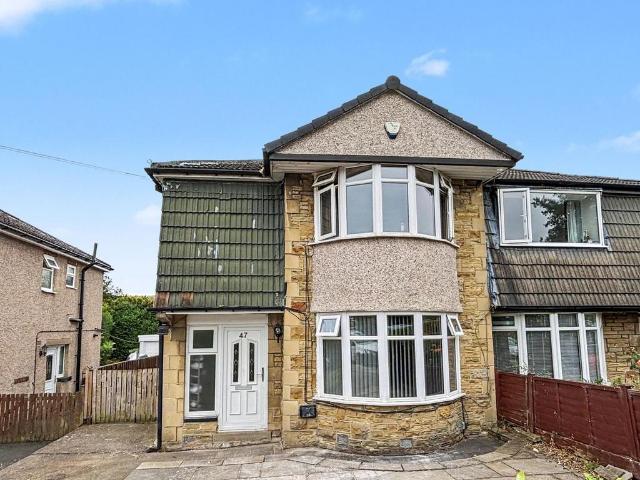 House for sale in Cottingley, West Yorkshire
