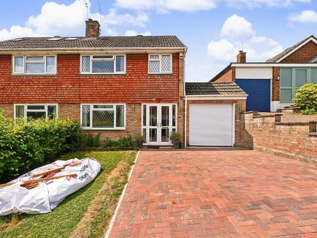 House for sale in Pouchen End, Hertfordshire