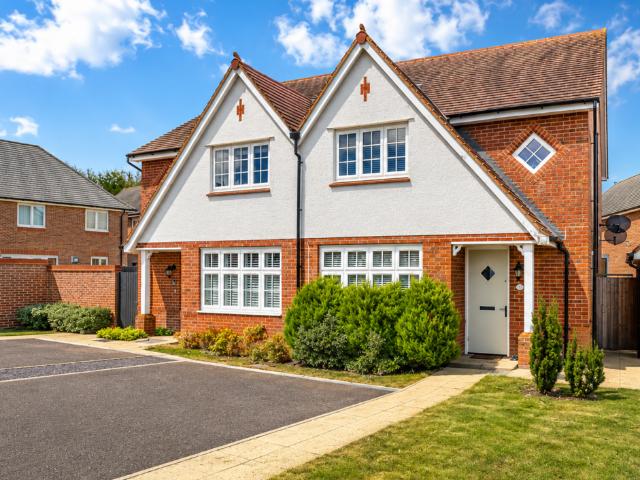 House for sale in Chaul End, Caddington