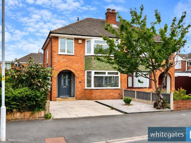 House for sale in Kennessee Green, Maghull