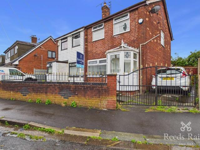 House for sale in St Helens