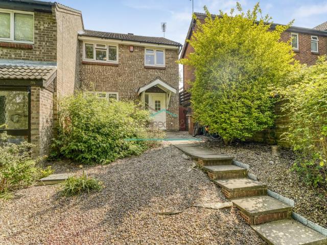 House for sale in Glenvale Park, Wellingborough