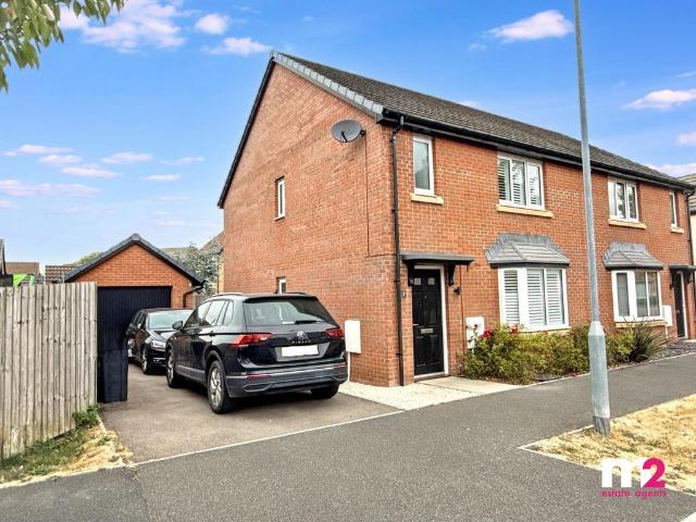 House for sale in Glan Llyn, Newport