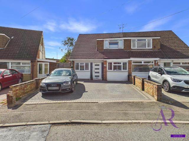 House for sale in Poets Estate, Newport Pagnell