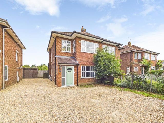 House for sale in Weston Turville