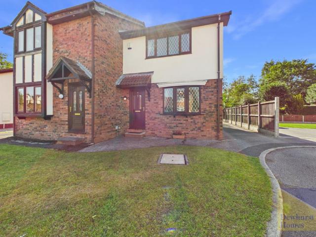 House for sale in Higher Bartle, Lancashire