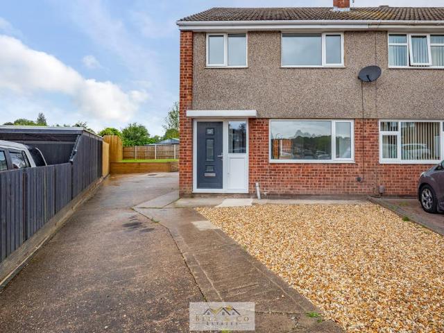 House for sale in Aston cum Aughton, Aston
