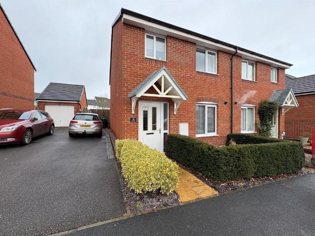 House for sale in Newton St Cyres, Devon
