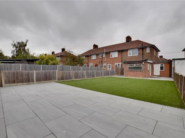 House for sale in Kidbrooke, Greater London