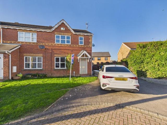 House for sale in Victoria Dock, Hull
