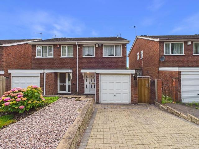 House for sale in Brierley Hill, West Midlands