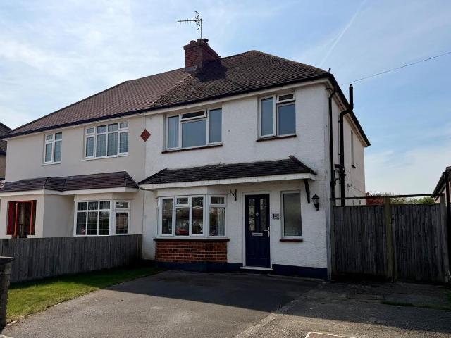 House for sale in Pachesham Park, Surrey