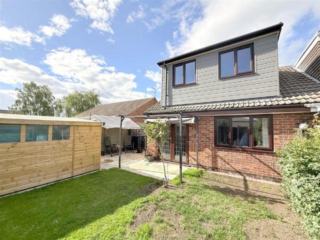 House for sale in Barton In Fabis, East Midlands