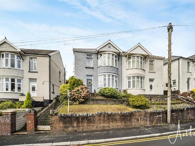 House for sale in Briton Ferry