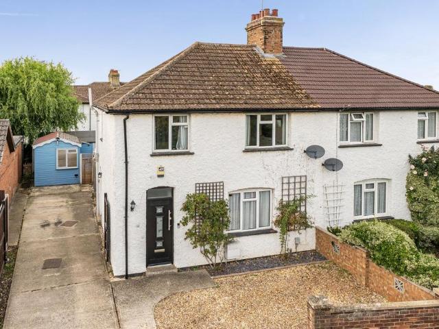 House for sale in Arlesey