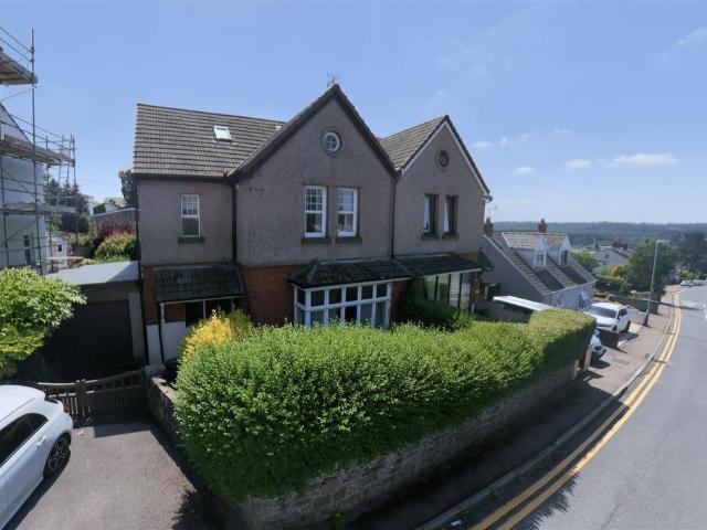 House for sale in Denecroft, Bromsberrow Heath