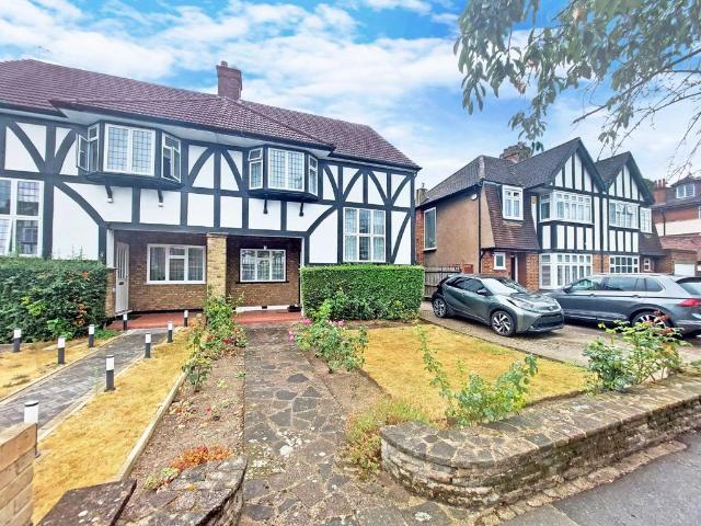 House for sale in Lane, Greater London