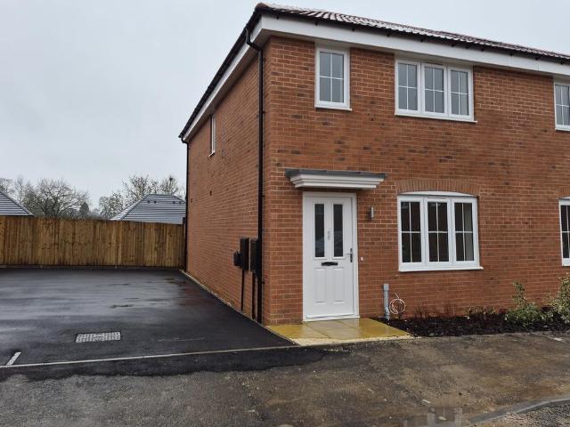 House for sale in Kedleston, East Midlands