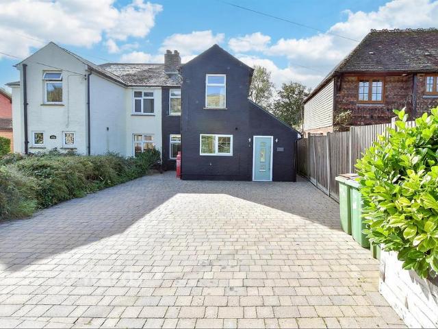 House for sale in Hythe, Folkestone