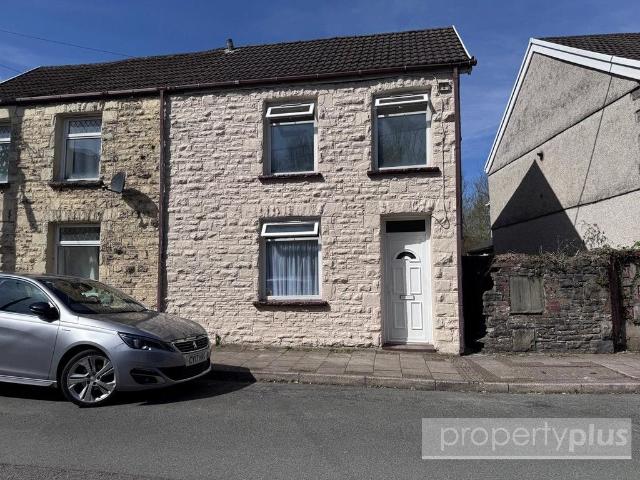 House for sale in Ystrad, Gelli