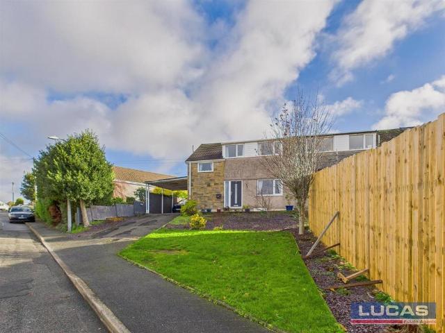 House for sale in Llanfair Pwllgwyngyll, Wales