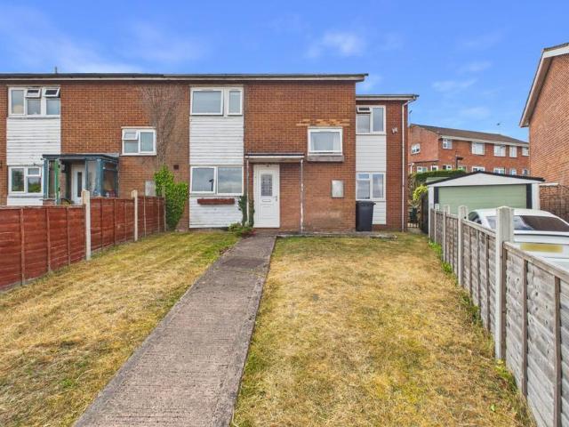 House for sale in Bromsberrow Heath, Gloucestershire