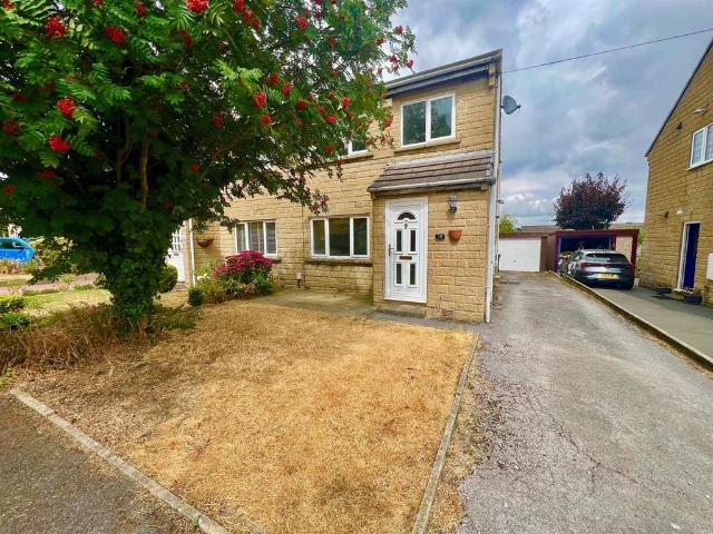 House for sale in Highburton, West Yorkshire