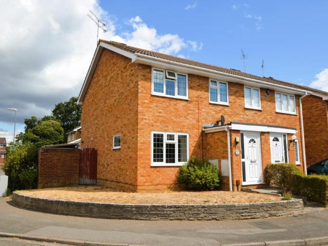 House for sale in Little Sandhurst