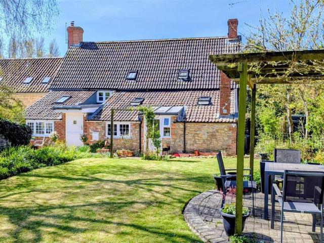 House for sale in Haselbury Plucknett