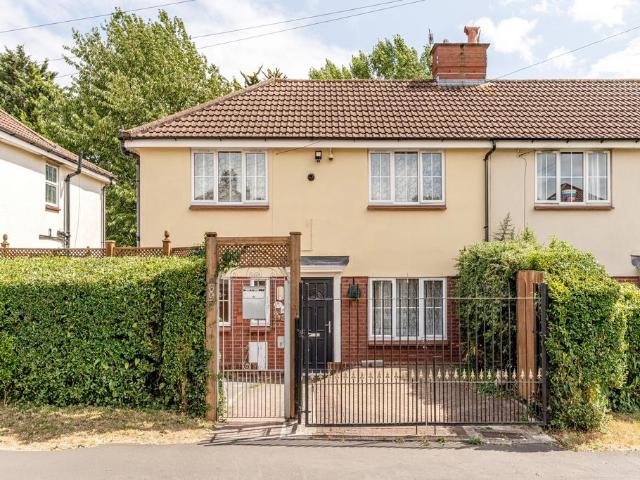 House for sale in Feckenham, City Of Bristol