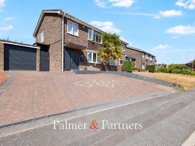 House for sale in Mile End, Fordham Heath