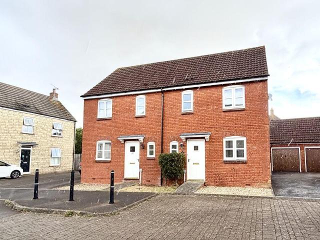 House for sale in Calne