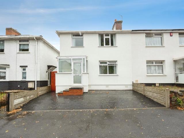 House for sale in Mayer's Green, West Bromwich